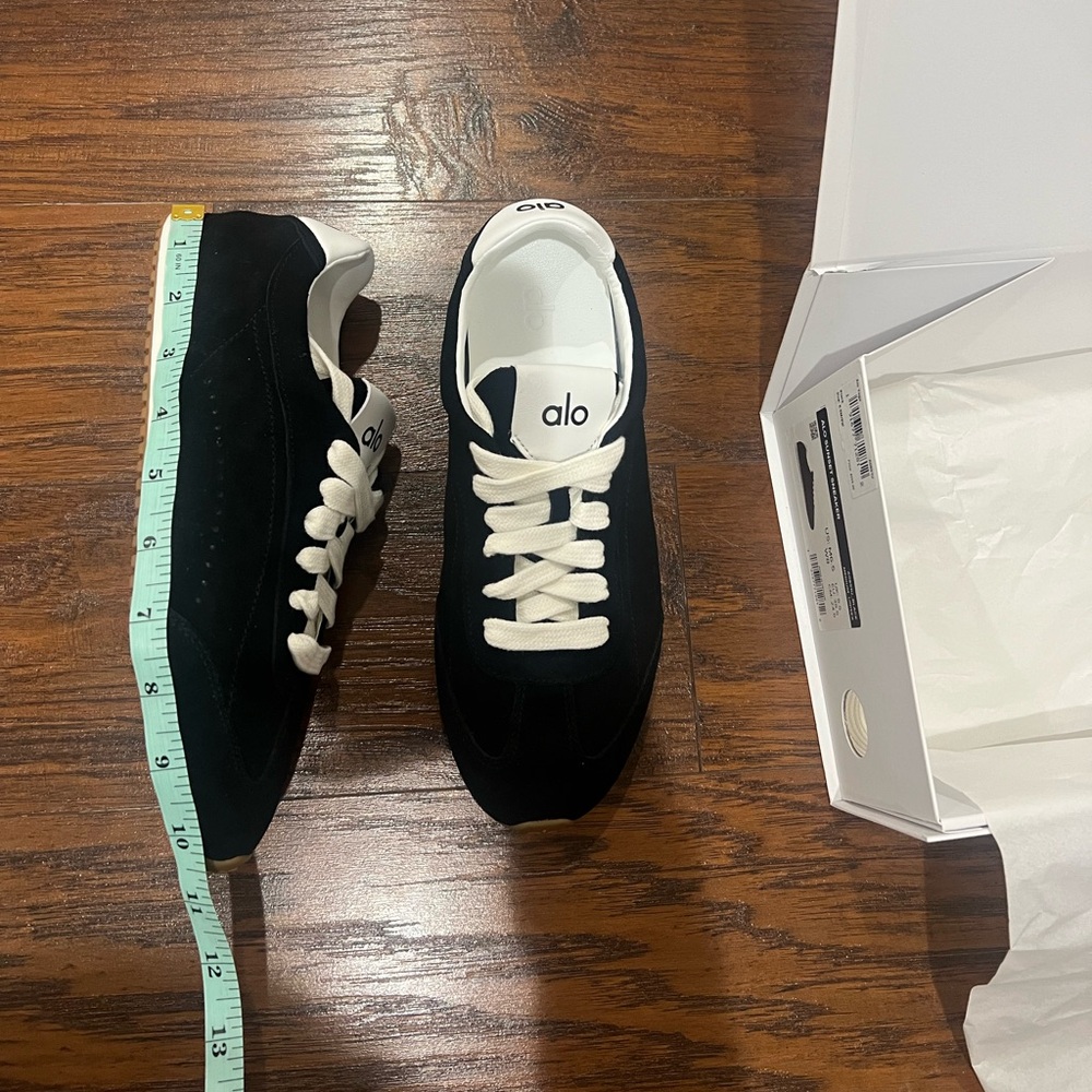 ALO Black Sunset Sneakers BRAND NEW WITH BOX. - Picture 9 of 11